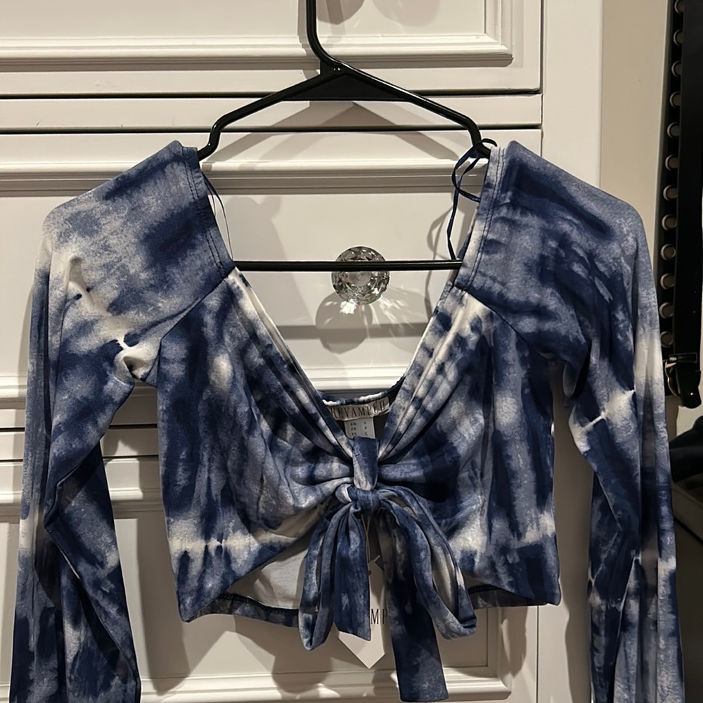 Women’s Cropped long sleeve shirt